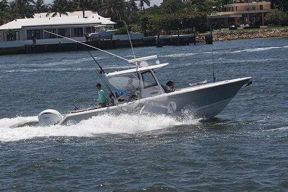 el artistico iii.sea hunt 30,0110