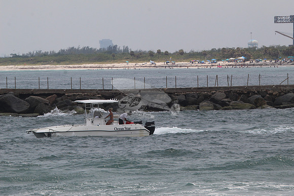 fl-058lb nautic star.8011