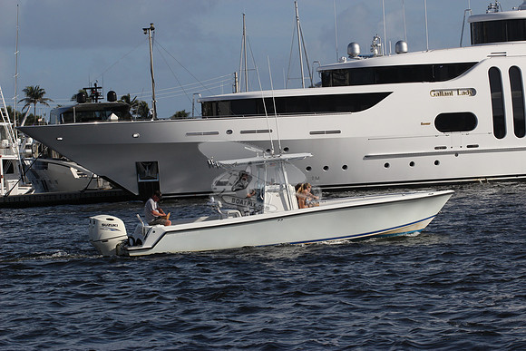 CONTENDER.GREY HULL.2 SUZUKI.113