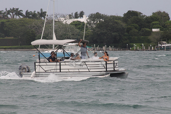 FL0979SU.03