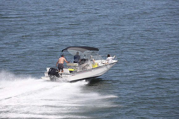 fl1400tj.real deal.boston whaler.05