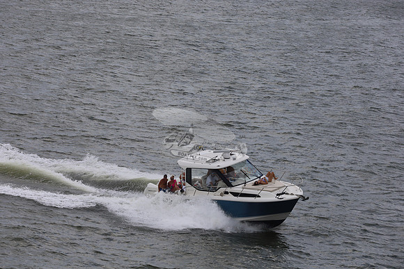 Boston Whaler.blue.2 merc 300.05