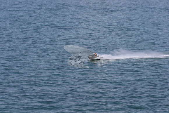 black jetski seedoo.1898