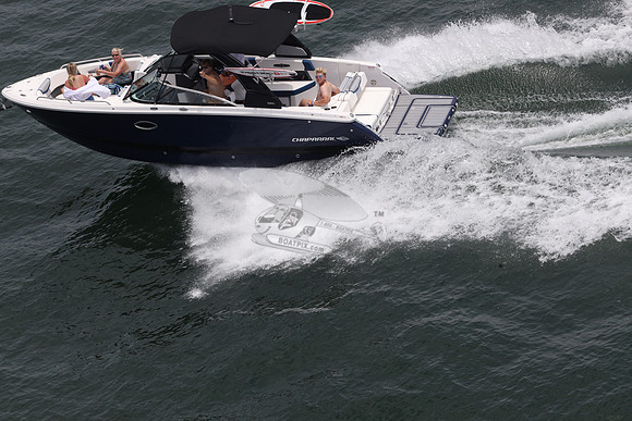 chaparral.28 blue hull.6082